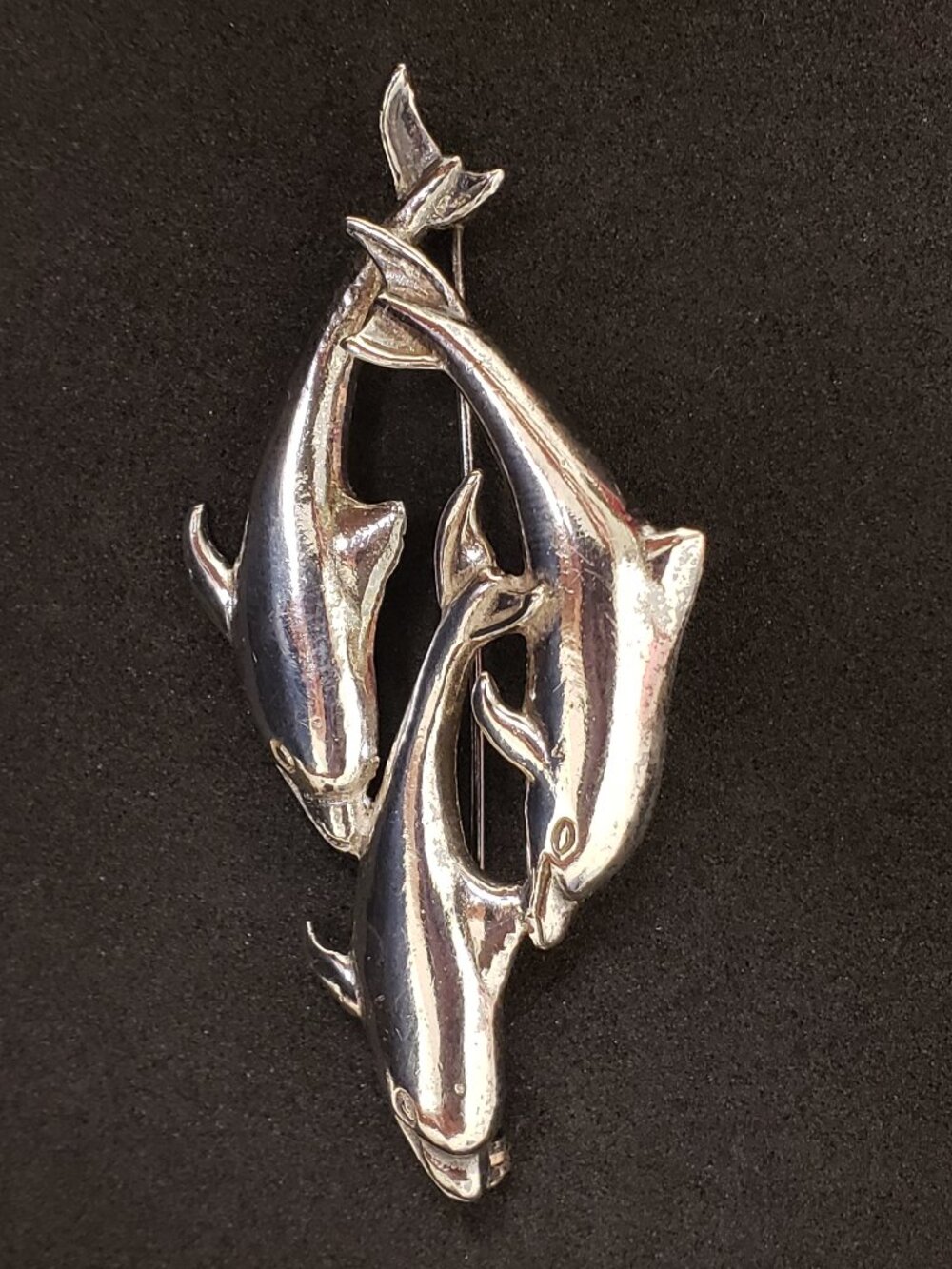 Vintage Sterling Silver 3D Three Dolphin Swimming Ocean Estate Pin Brooch